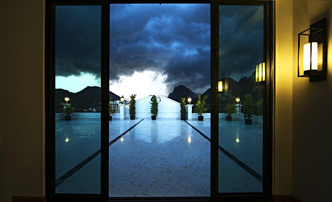 Eden De Vang Vieng Hotel Exteriör bild