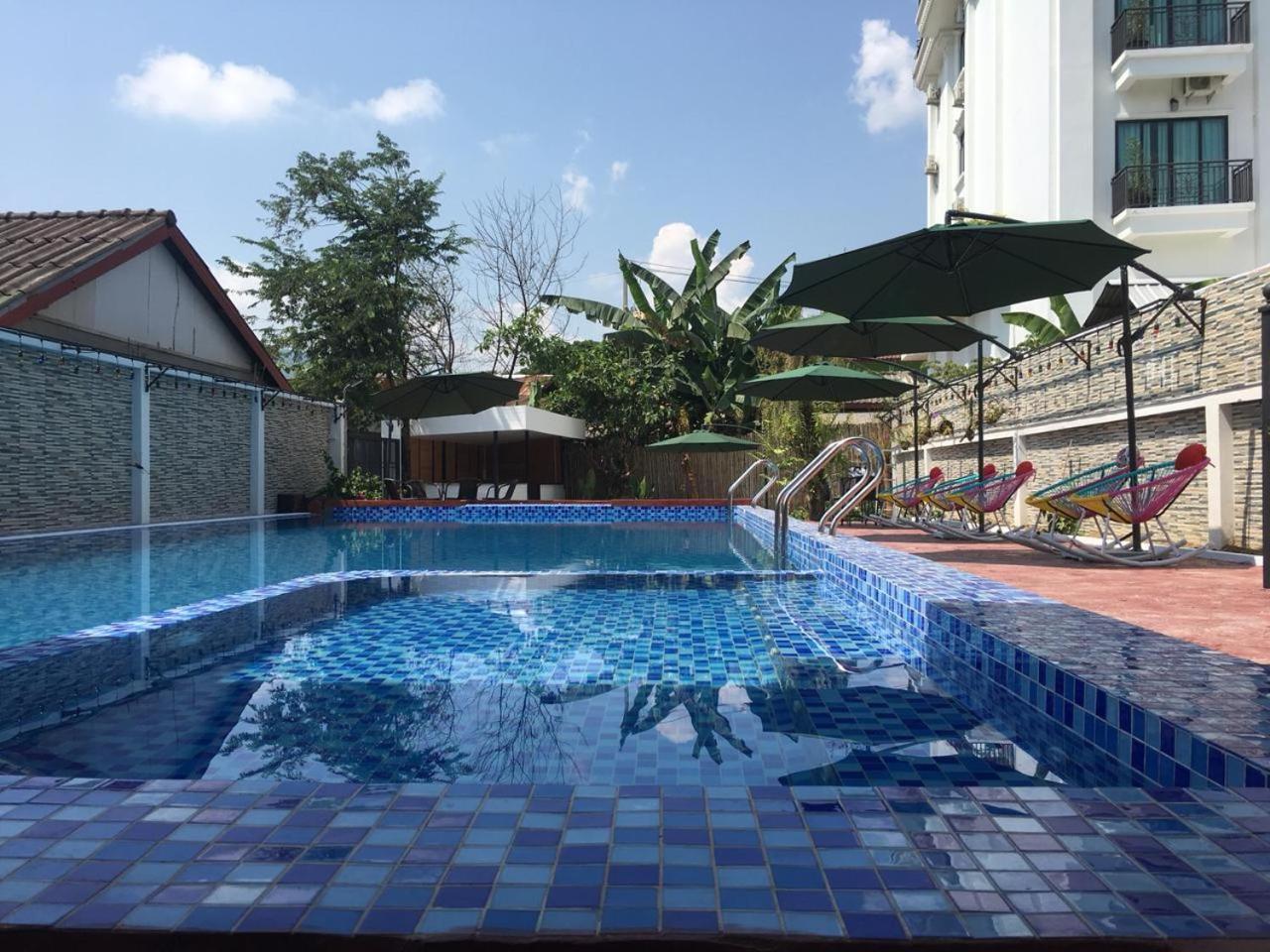 Eden De Vang Vieng Hotel Exteriör bild